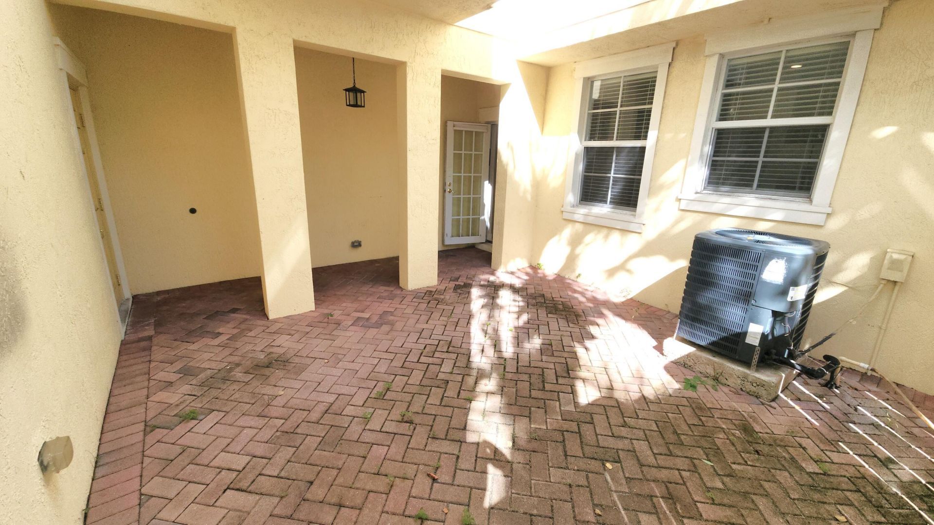 909 NW 18th Avenue, Boca Raton, FL 33486 Photo