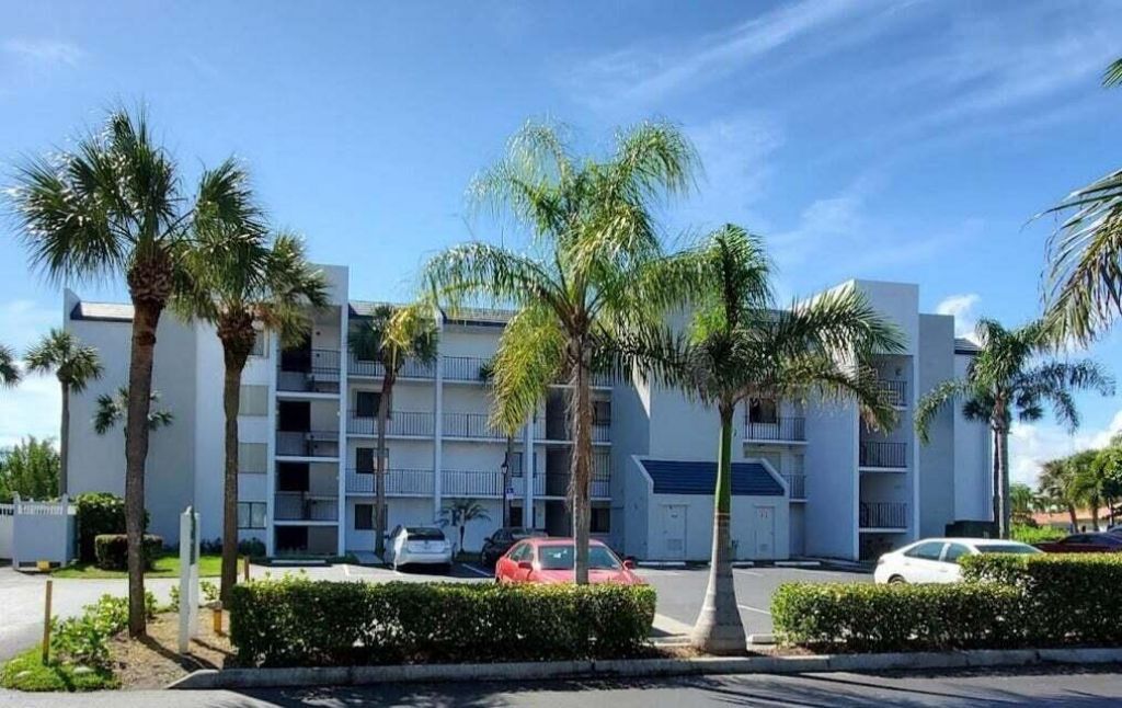 1605 S Us Highway 1, Unit F203, Jupiter, FL 33477 Photo