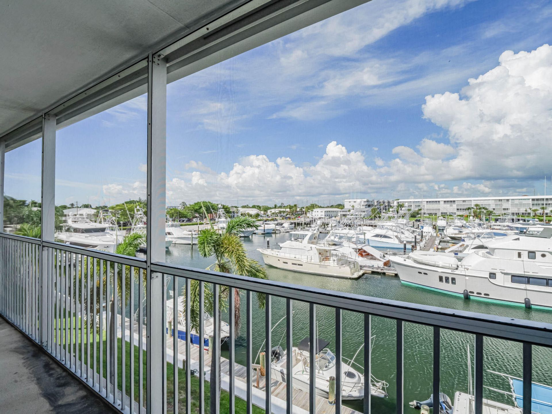 37 Yacht Club Drive, Unit 310, North Palm Beach, FL 33408 Photo