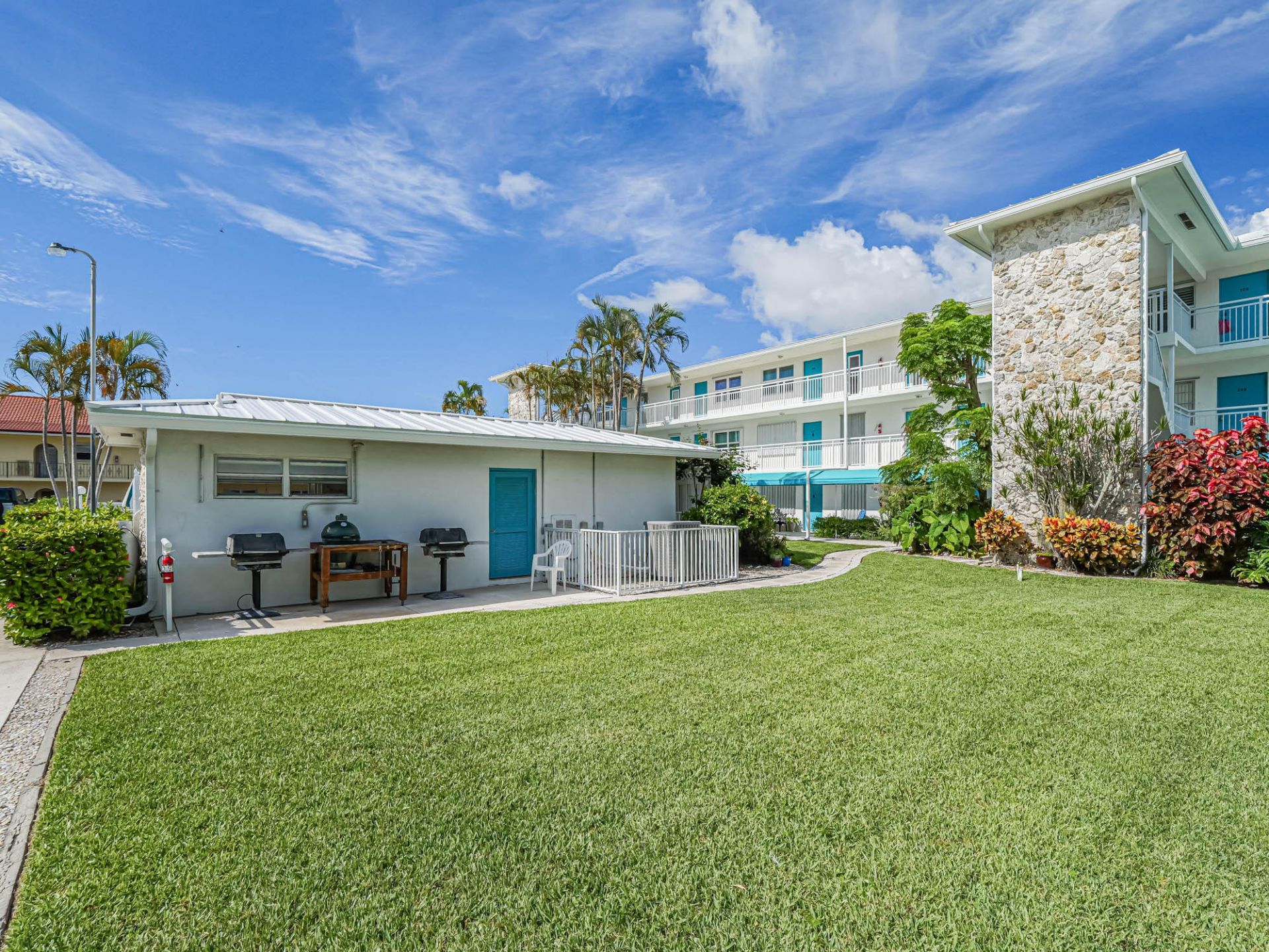 37 Yacht Club Drive, Unit 310, North Palm Beach, FL 33408 Photo