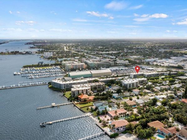 300 Waterway Drive S, Unit 308, Lantana, FL 33462