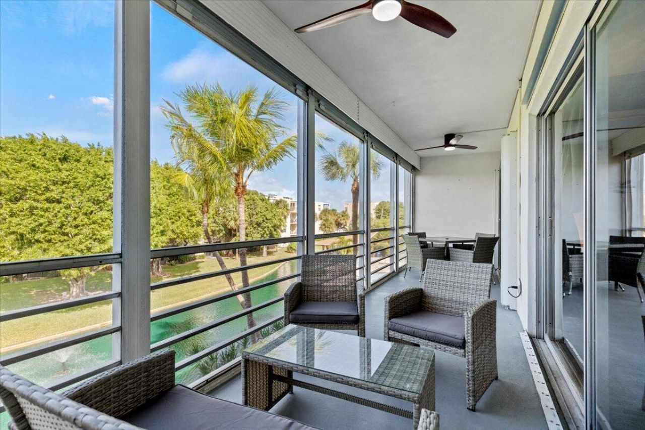 300 Waterway Drive S, Unit 308, Lantana, FL 33462 Photo