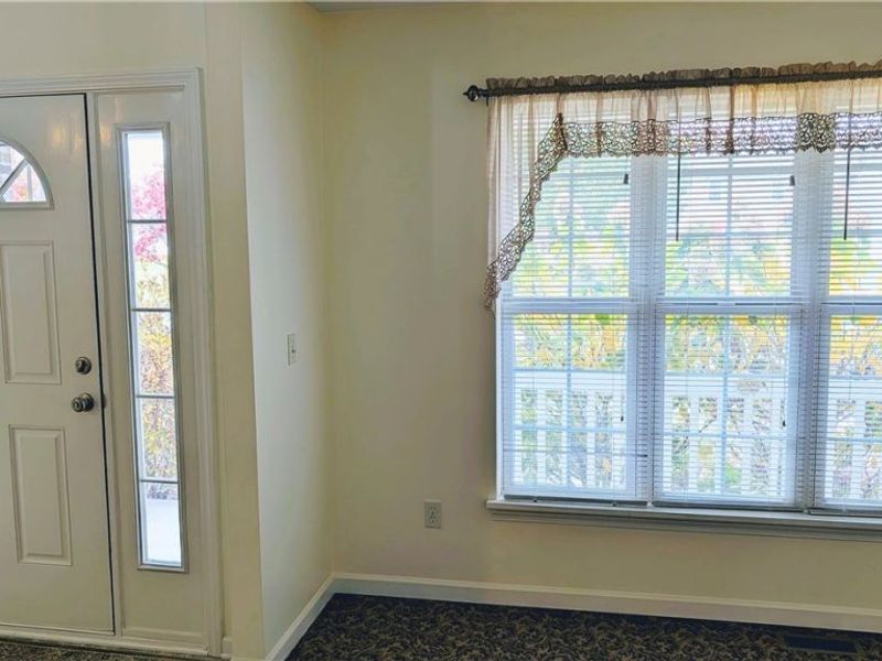 3768 Martins Run Drive, Lorain, OH 44053 Photo 17