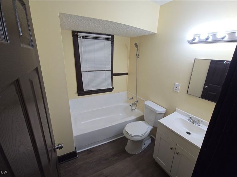 965 E 147th Street, Cleveland, OH 44110 Photo 26