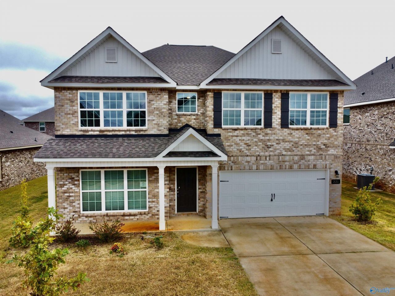 221 Irish Hill Drive, Meridianville, AL 35761 Main Photo