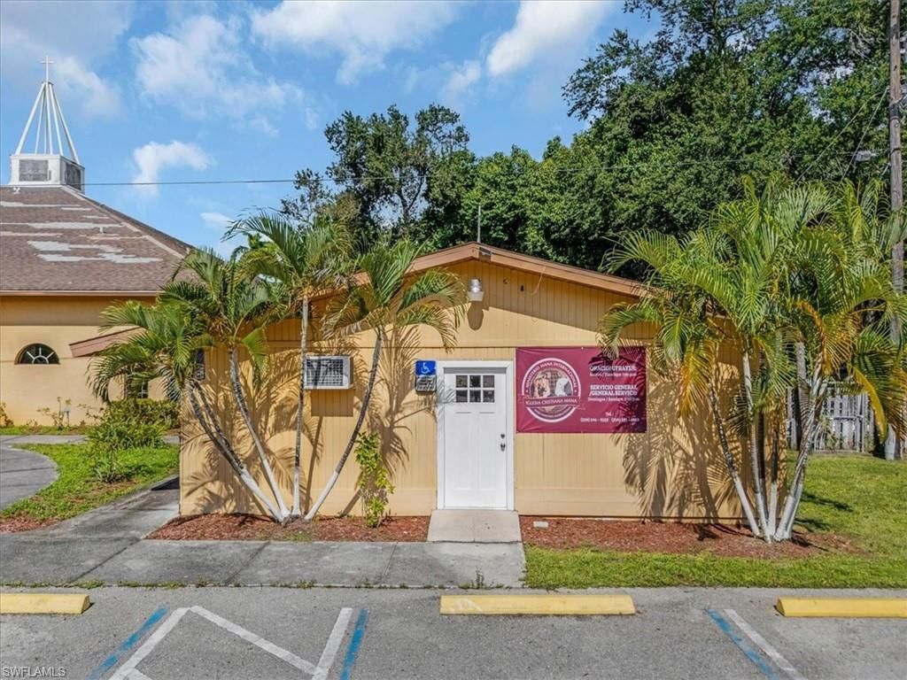 4630 Palm Beach Blvd, Fort Myers, FL 33905 Photo