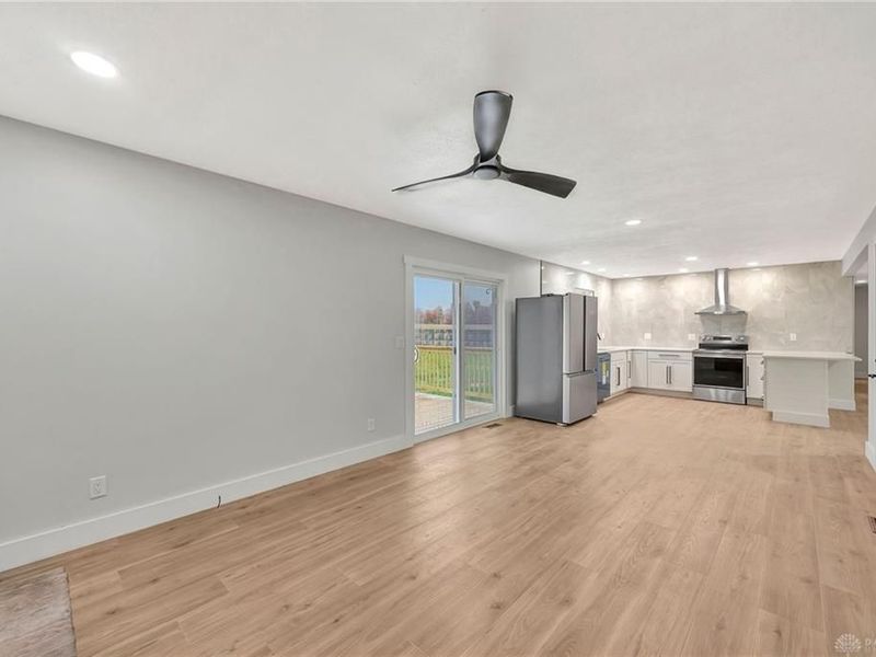 8793 Greenbush Road, Camden, OH 45311 Photo 12