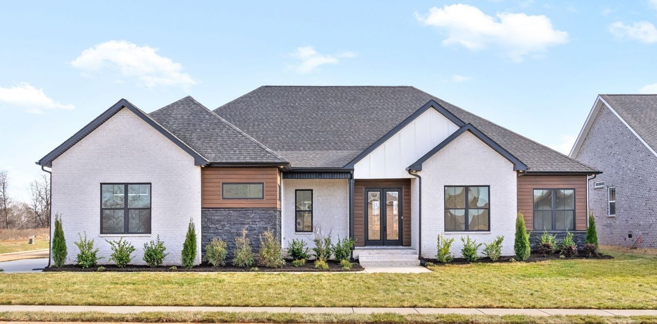 24 Fawn Meadows, Clarksville, TN 37043 Main Photo