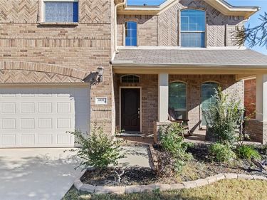 6020 Shiner Drive, Fort Worth, TX 76179