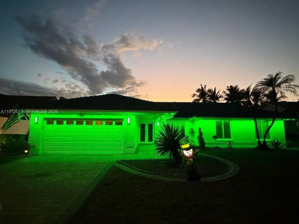 260 NW 121st Ter, Coral Springs, FL 33071