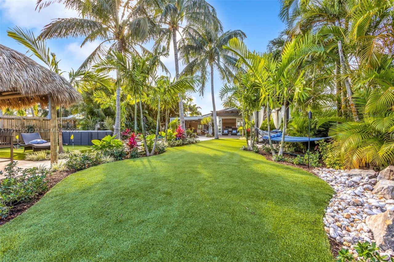 2004 NE 17th Way, Fort Lauderdale, FL 33305 Photo