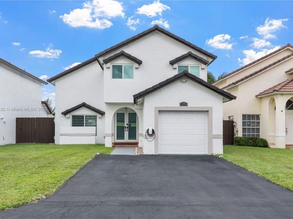 5262 SW 153rd Ct, Miami, FL 33185