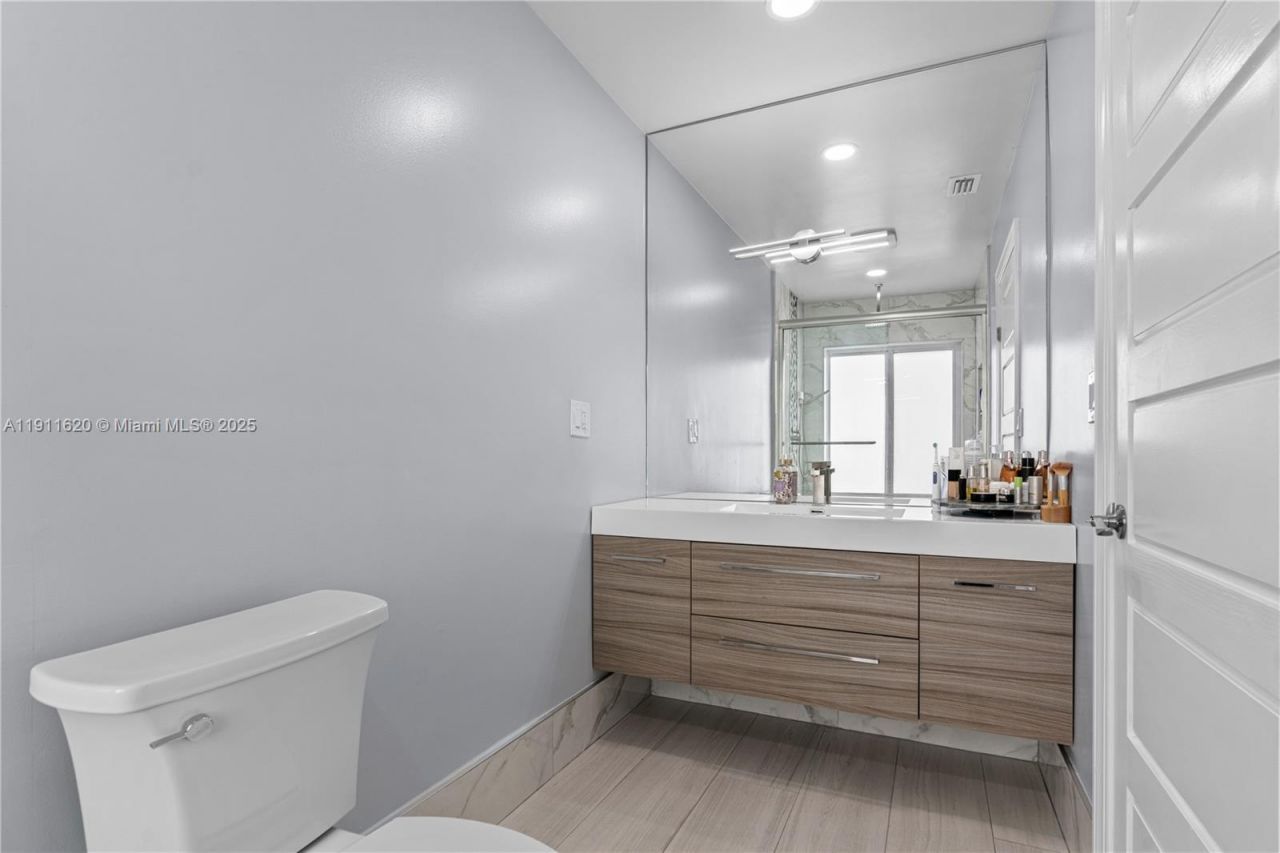 5262 SW 153rd Ct, Miami, FL 33185 Photo