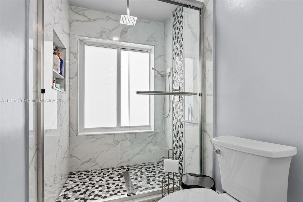 5262 SW 153rd Ct, Miami, FL 33185 Photo