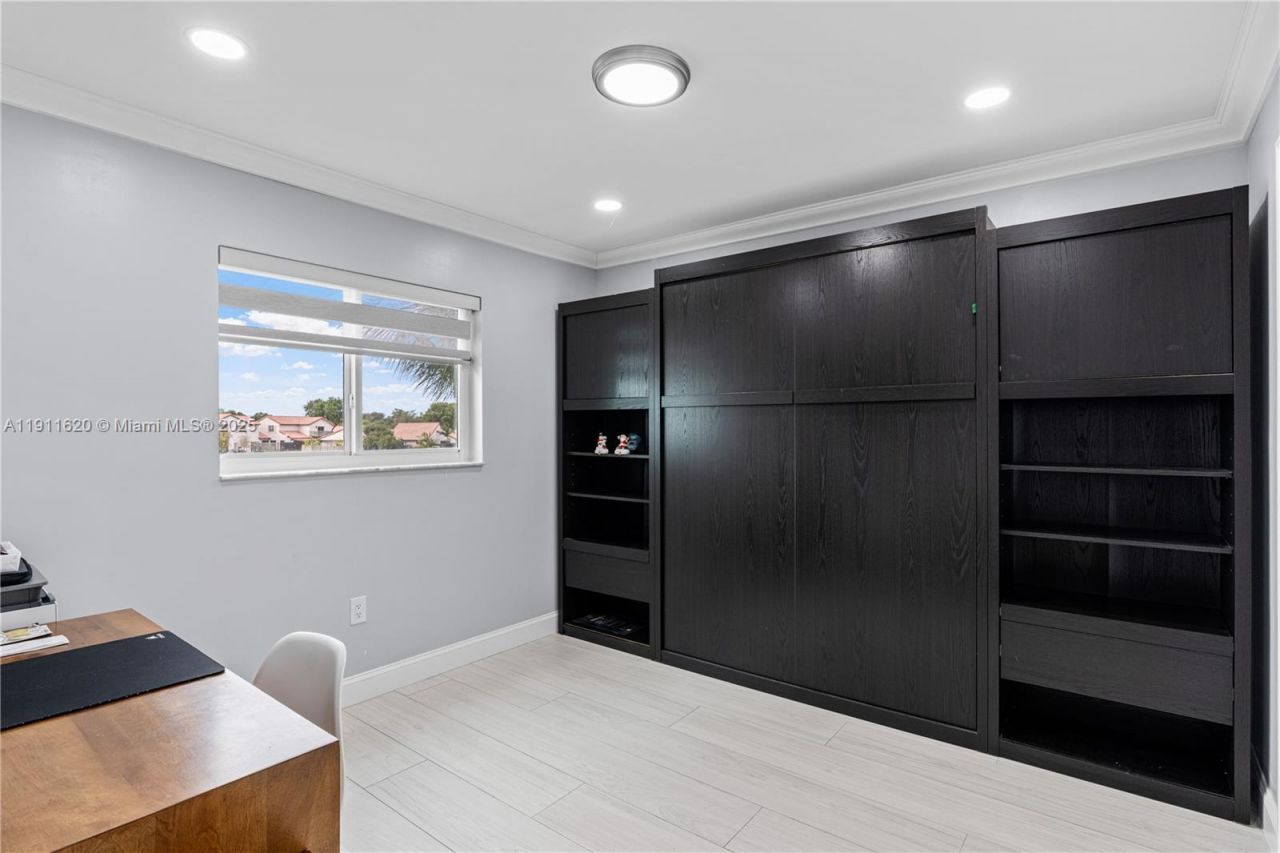 5262 SW 153rd Ct, Miami, FL 33185 Photo