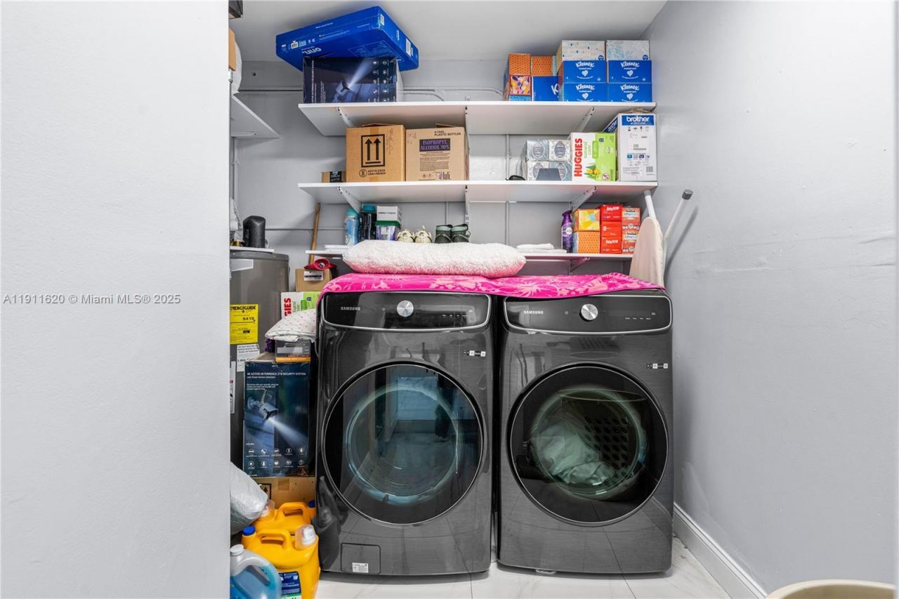 5262 SW 153rd Ct, Miami, FL 33185 Photo