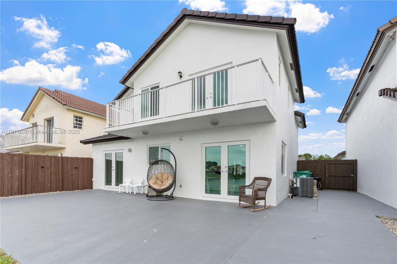 5262 SW 153rd Ct, Miami, FL 33185 Photo