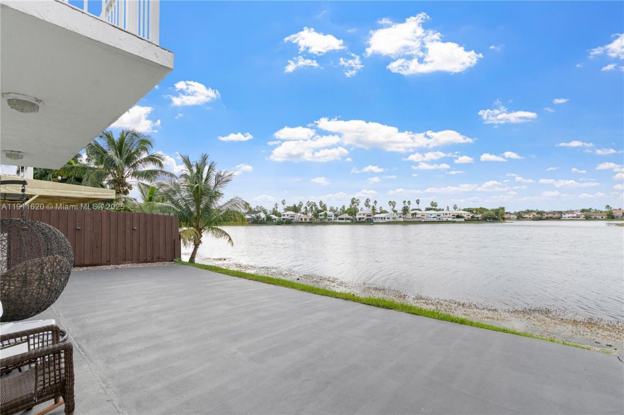 5262 SW 153rd Ct, Miami, FL 33185 Photo