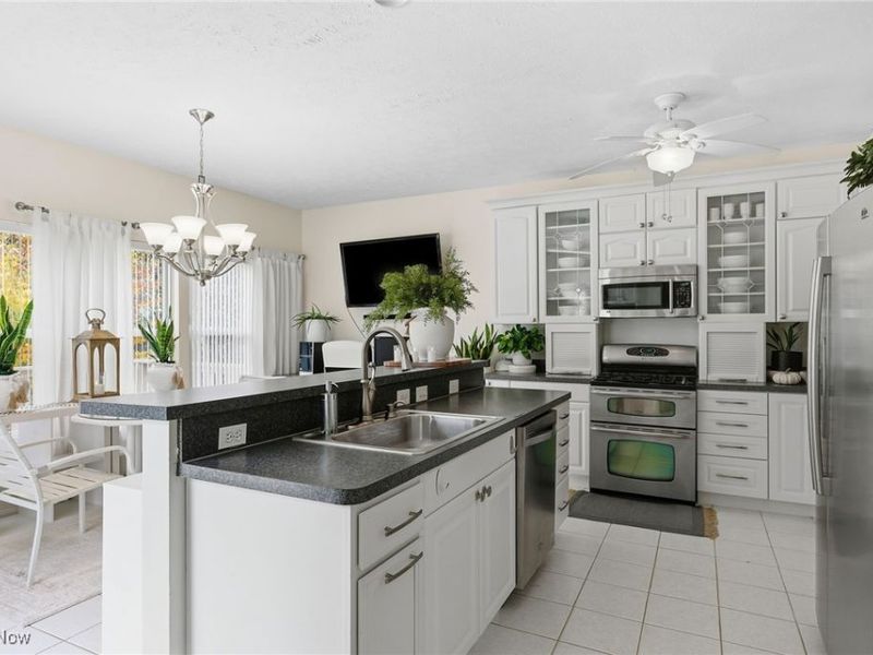 9478 Scottsdale Drive, Broadview Heights, OH 44147 Photo 9