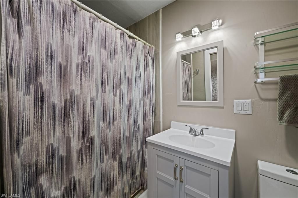 3305 SE 22nd Pl, Cape Coral, FL 33904 Photo