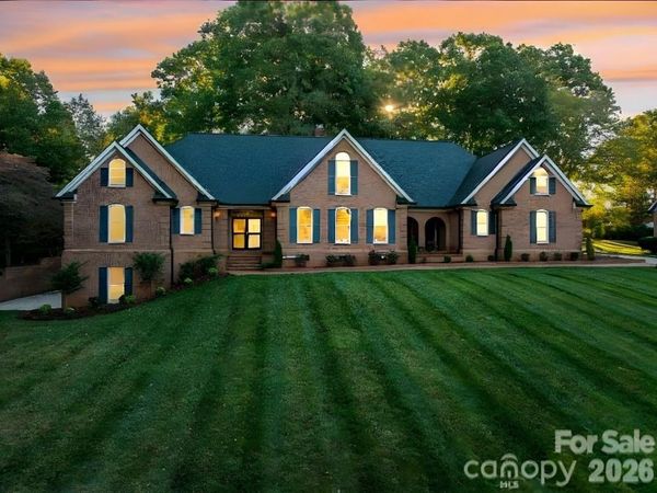 208 Hollow Road, Lincolnton, NC 28092