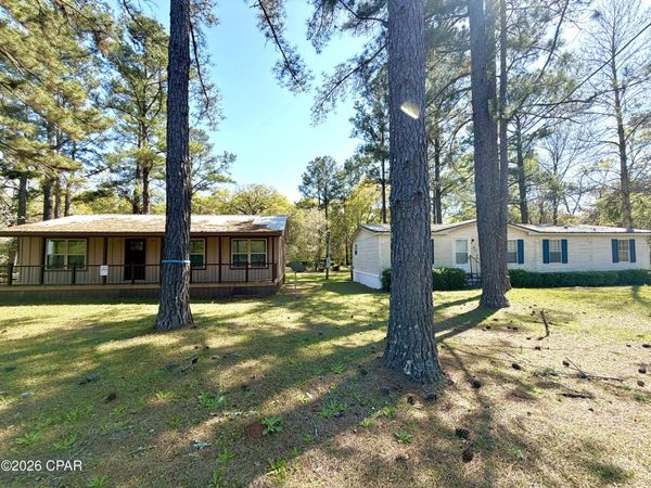 2729 Highway 2, Campbellton, FL 32426