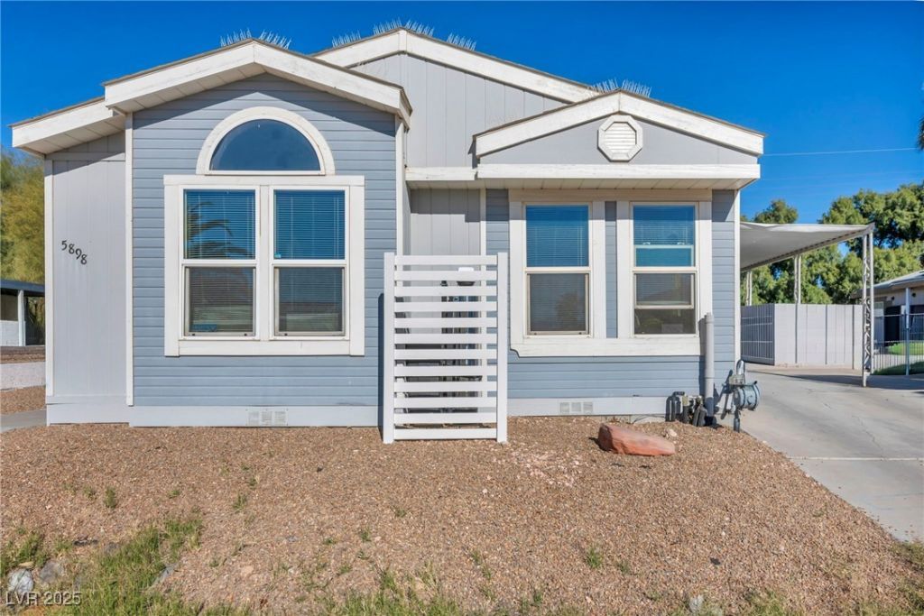 5898 Sassy Rose Drive, Las Vegas, NV 89122 Main Photo