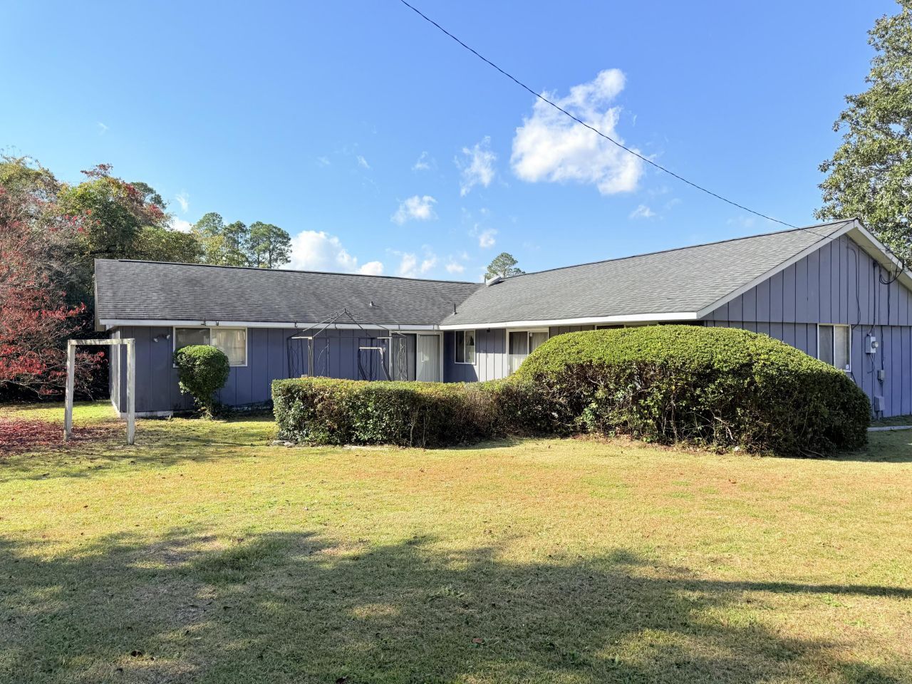 675 Alexander Drive Photo 2