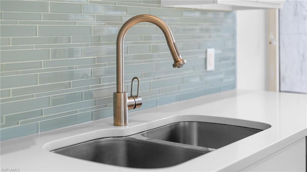 4051 Gulf Shore Blvd N, Unit 1006, Naples, FL 34103 Photo