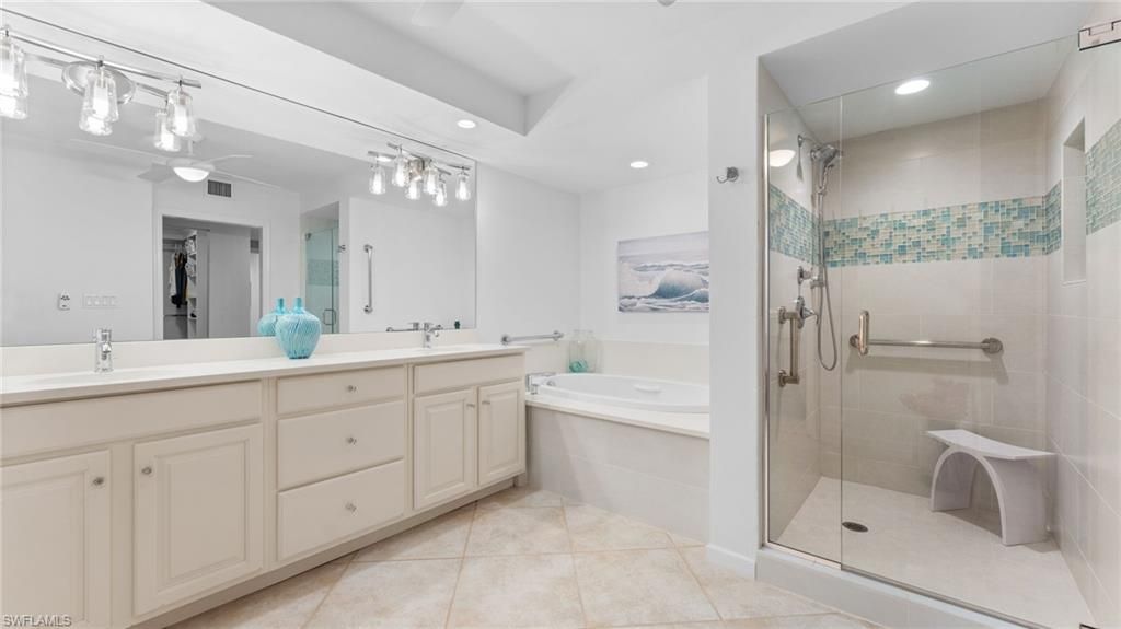 4051 Gulf Shore Blvd N, Unit 1006, Naples, FL 34103 Photo