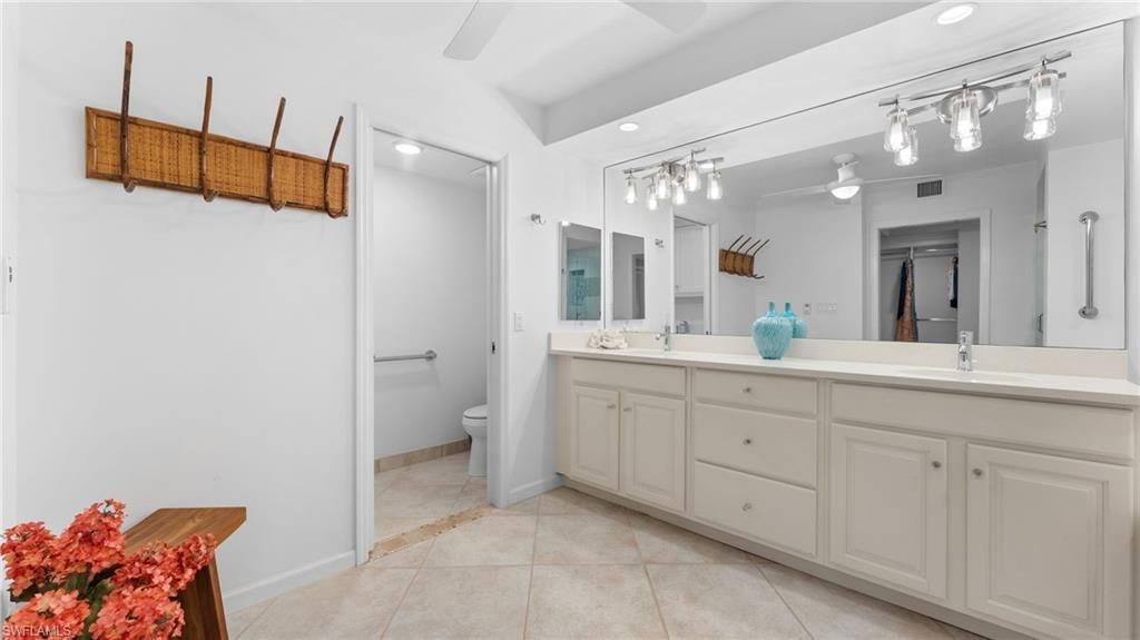 4051 Gulf Shore Blvd N, Unit 1006, Naples, FL 34103 Photo