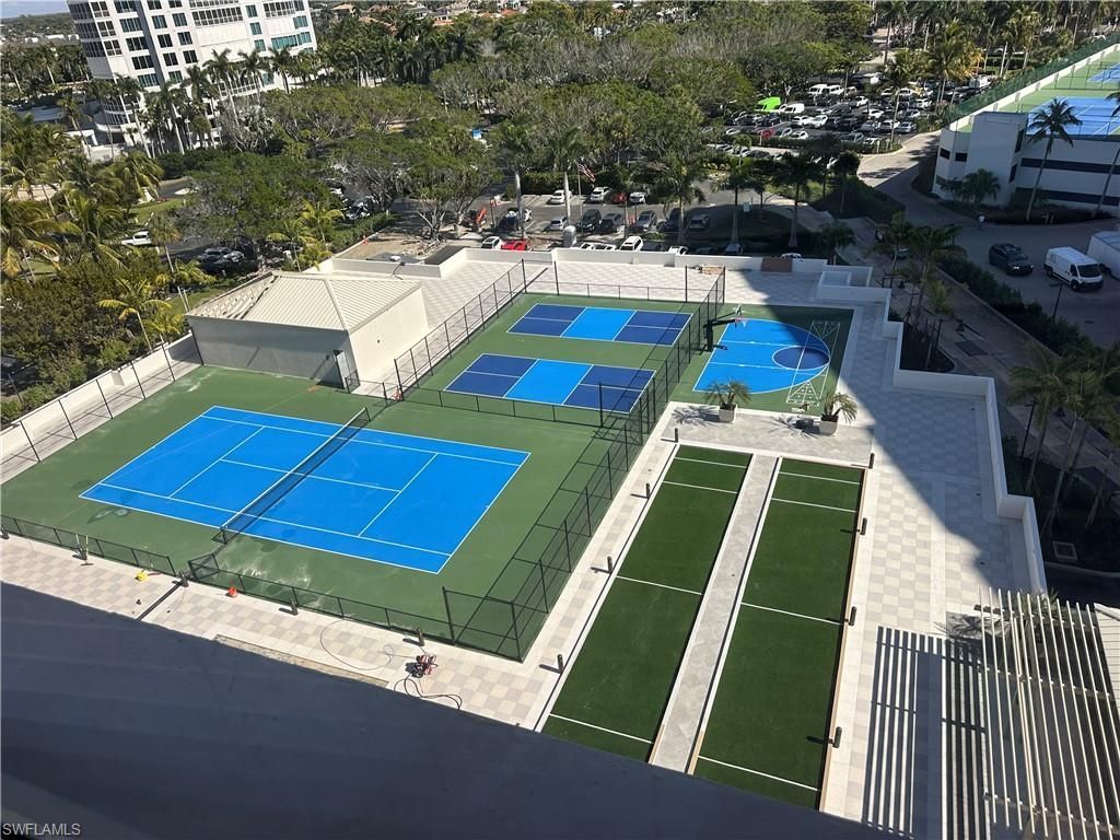 4051 Gulf Shore Blvd N, Unit 1006, Naples, FL 34103 Photo