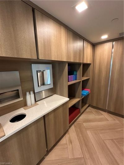 4051 Gulf Shore Blvd N, Unit 1006, Naples, FL 34103 Photo