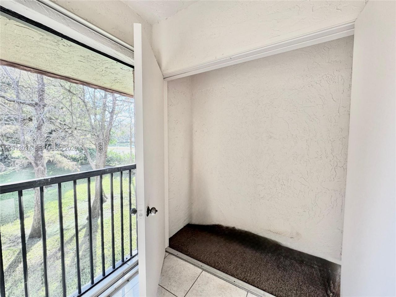 8632 NW 34th Pl, Unit C207, Sunrise, FL 33351 Photo