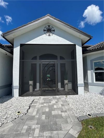 837 SW 22nd Ter, Cape Coral, FL 33991 Photo