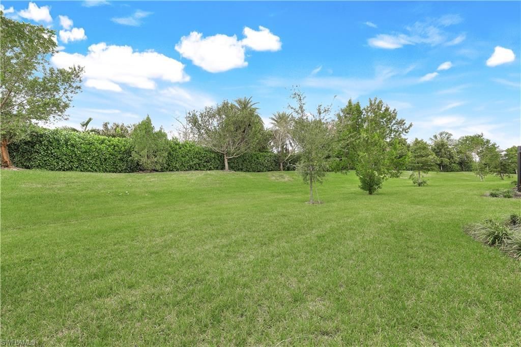 14551 Edgewater Cir, Naples, FL 34114 Photo