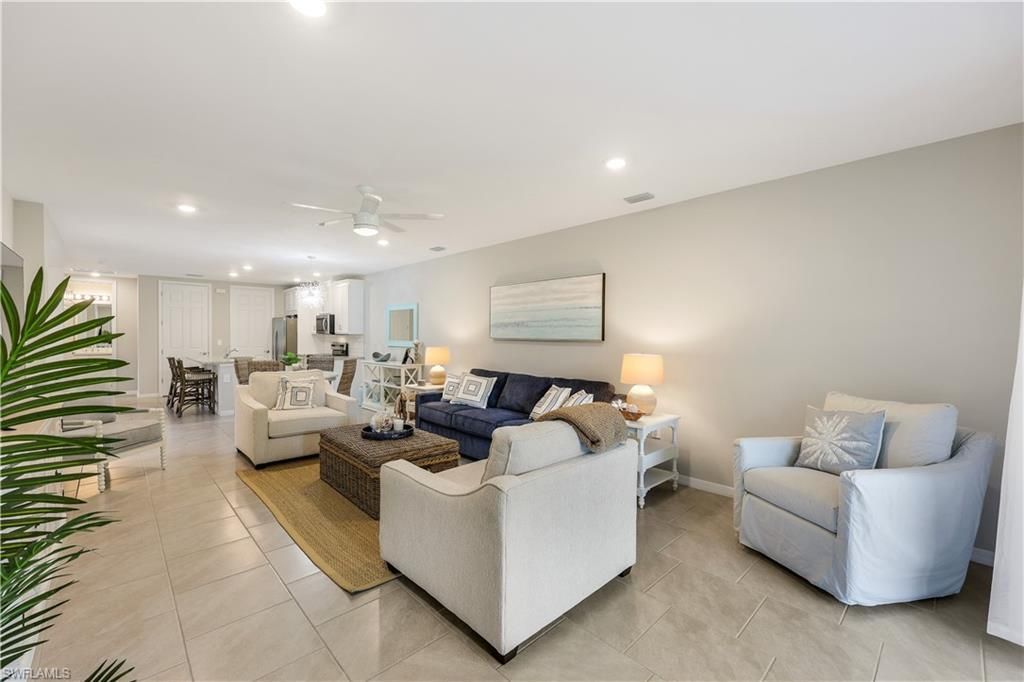 14551 Edgewater Cir, Naples, FL 34114 Photo