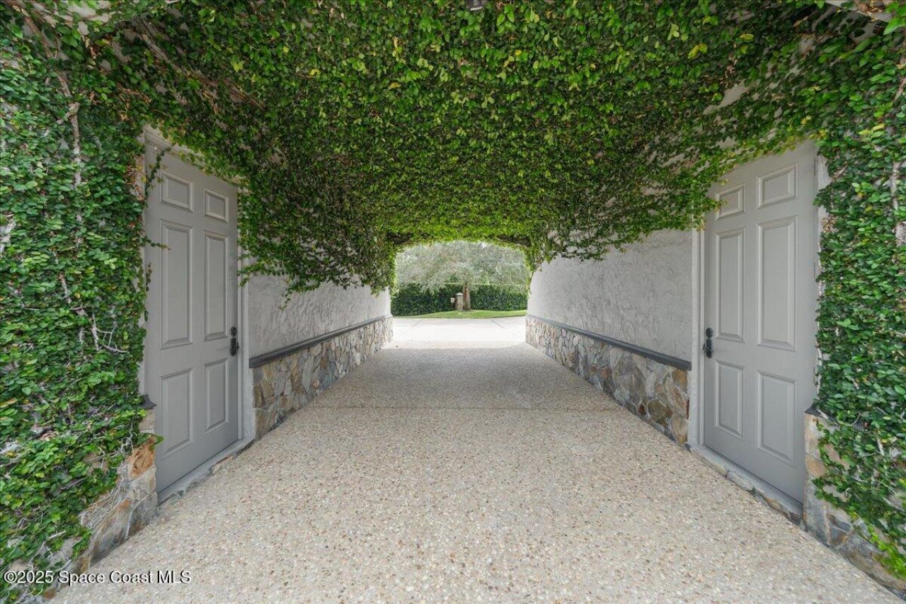 586 Wethersfield Place, Melbourne, FL 32940 Photo