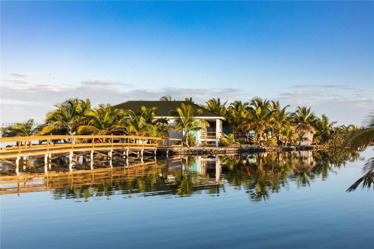 1 W Ambergris Caye, , BZ 00000 Photo