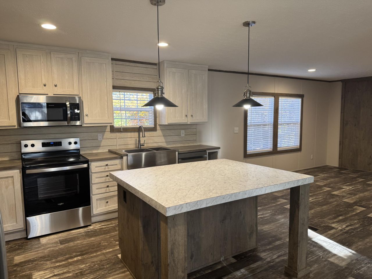 201 Creek Road Photo 13