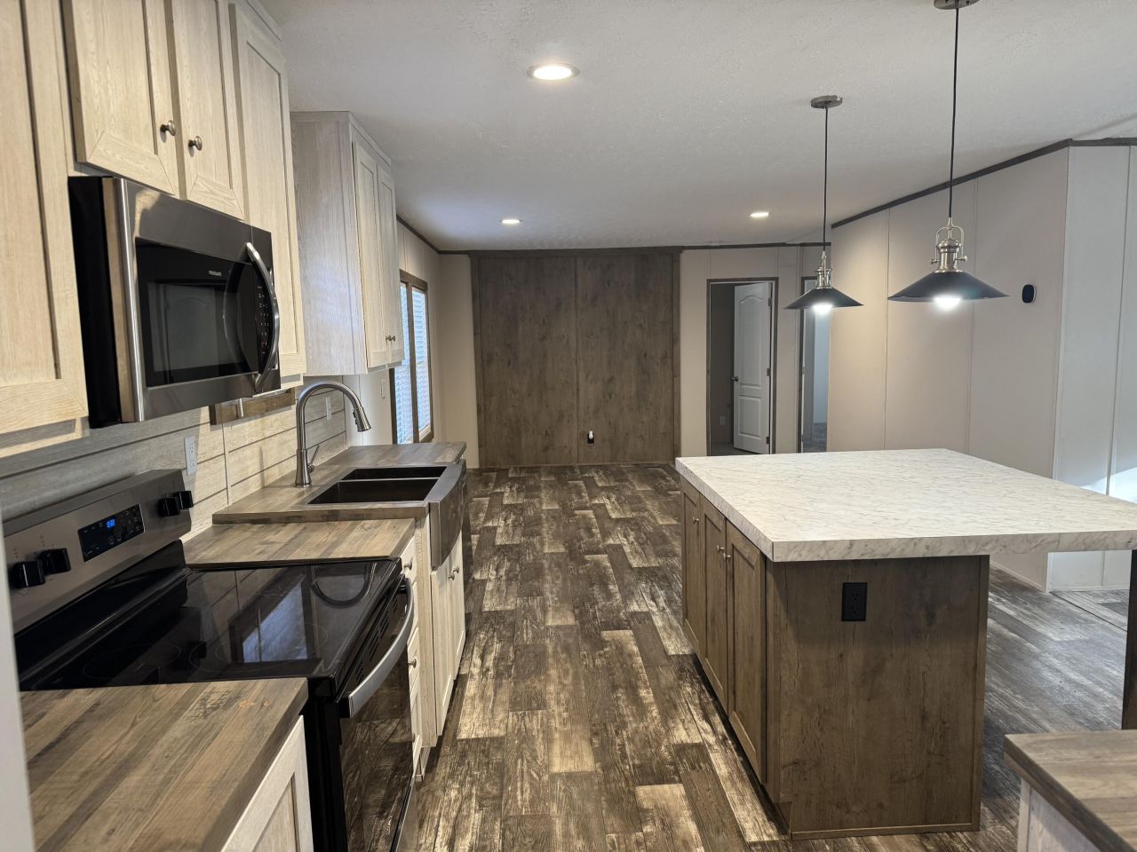 201 Creek Road Photo 14