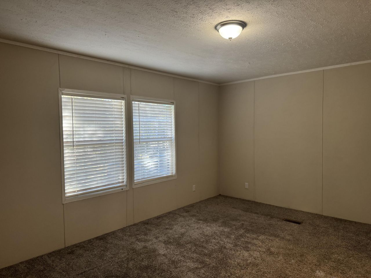 201 Creek Road Photo 17