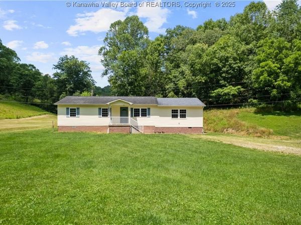 632 Trace Creek Road, Hamlin, WV 25523