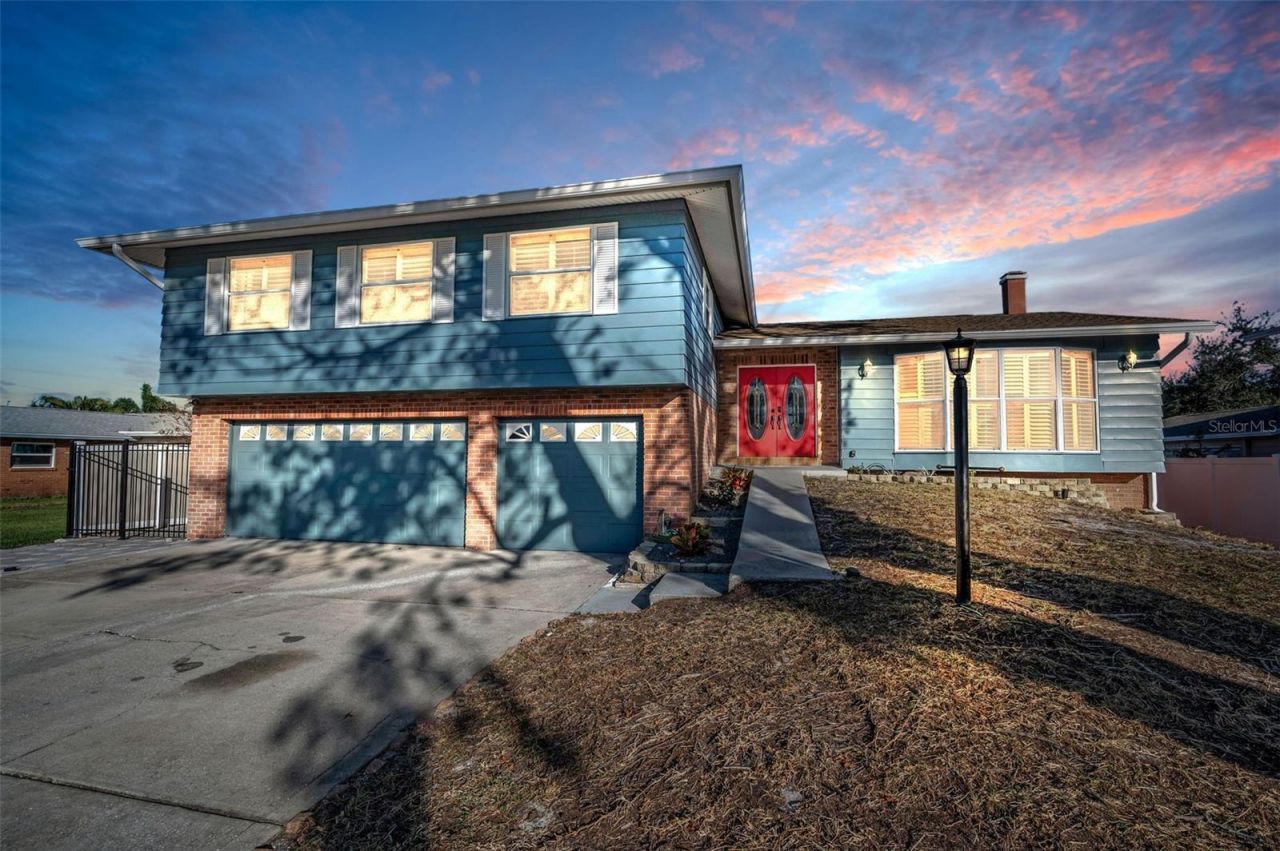 8273 131st Way N, Seminole, FL 33776 Photo