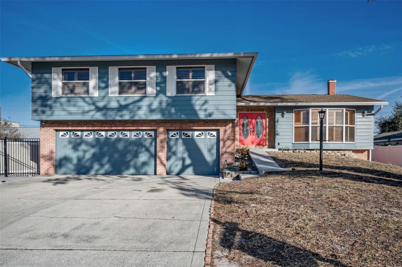 8273 131st Way N, Seminole, FL 33776 Photo