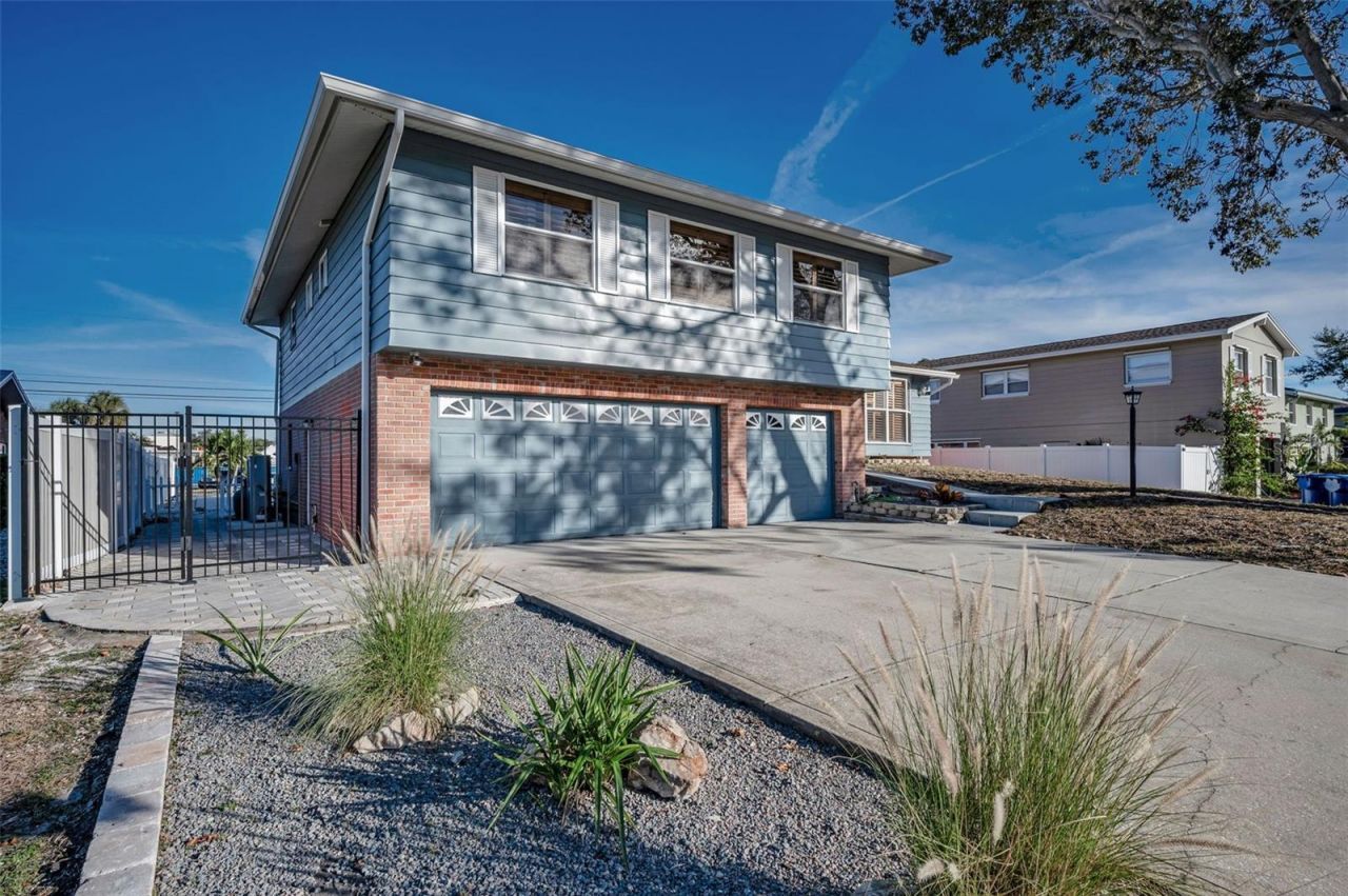 8273 131st Way N, Seminole, FL 33776 Photo