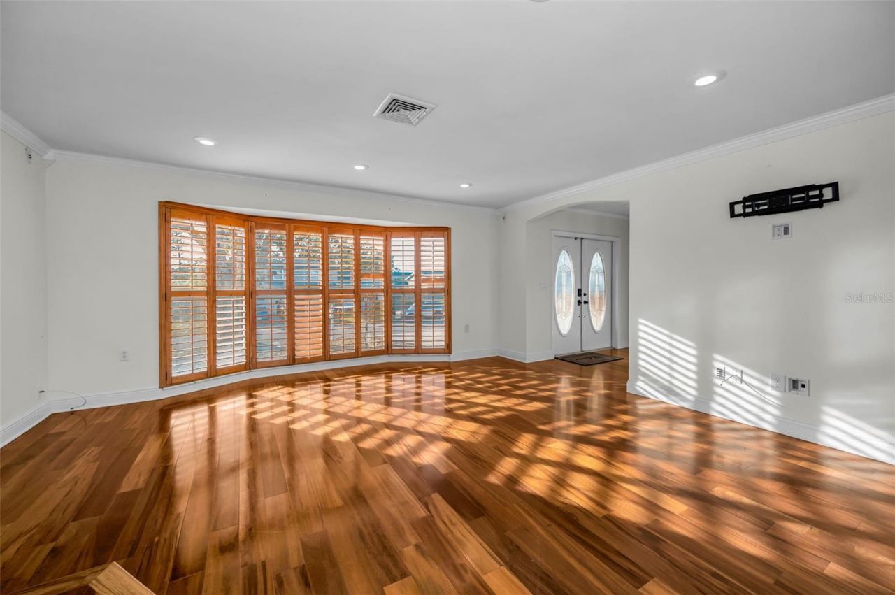 8273 131st Way N, Seminole, FL 33776 Photo