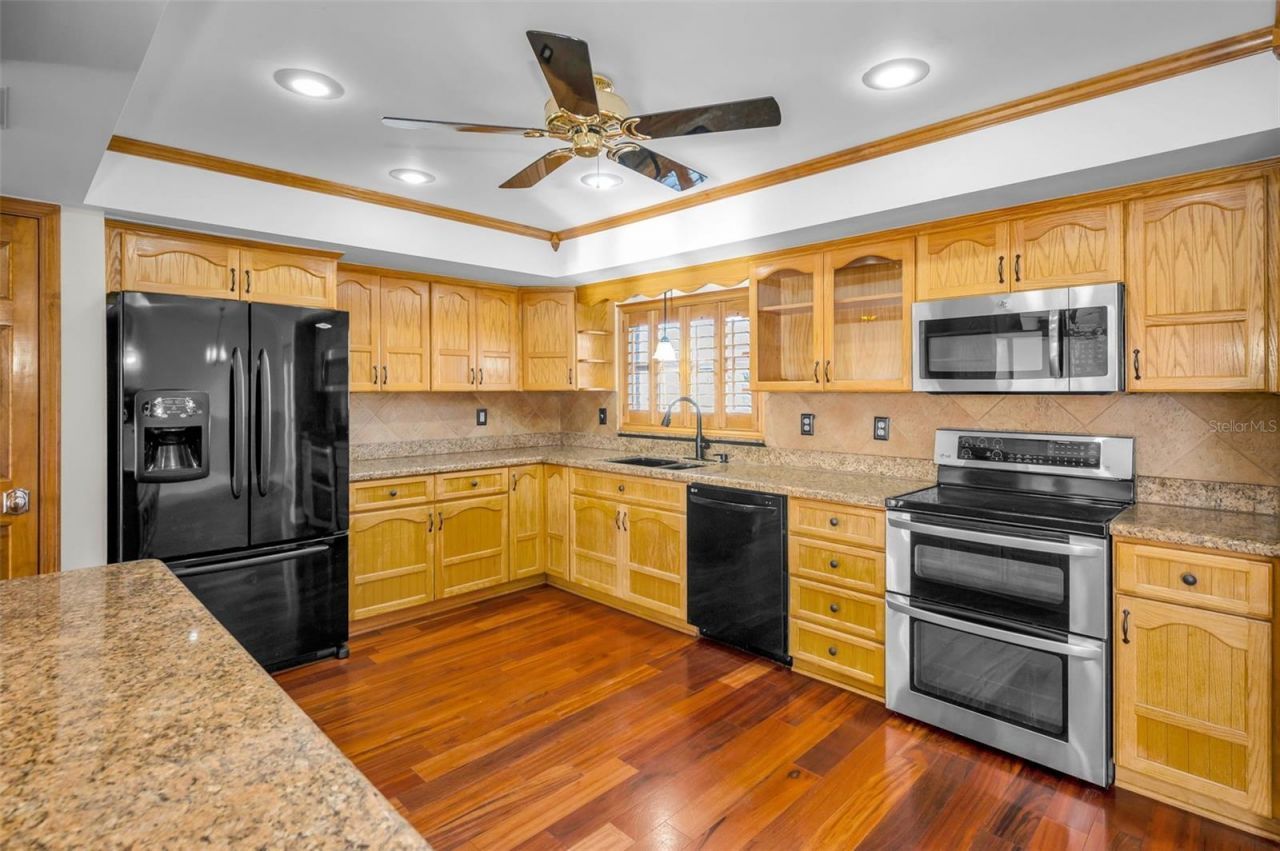 8273 131st Way N, Seminole, FL 33776 Photo