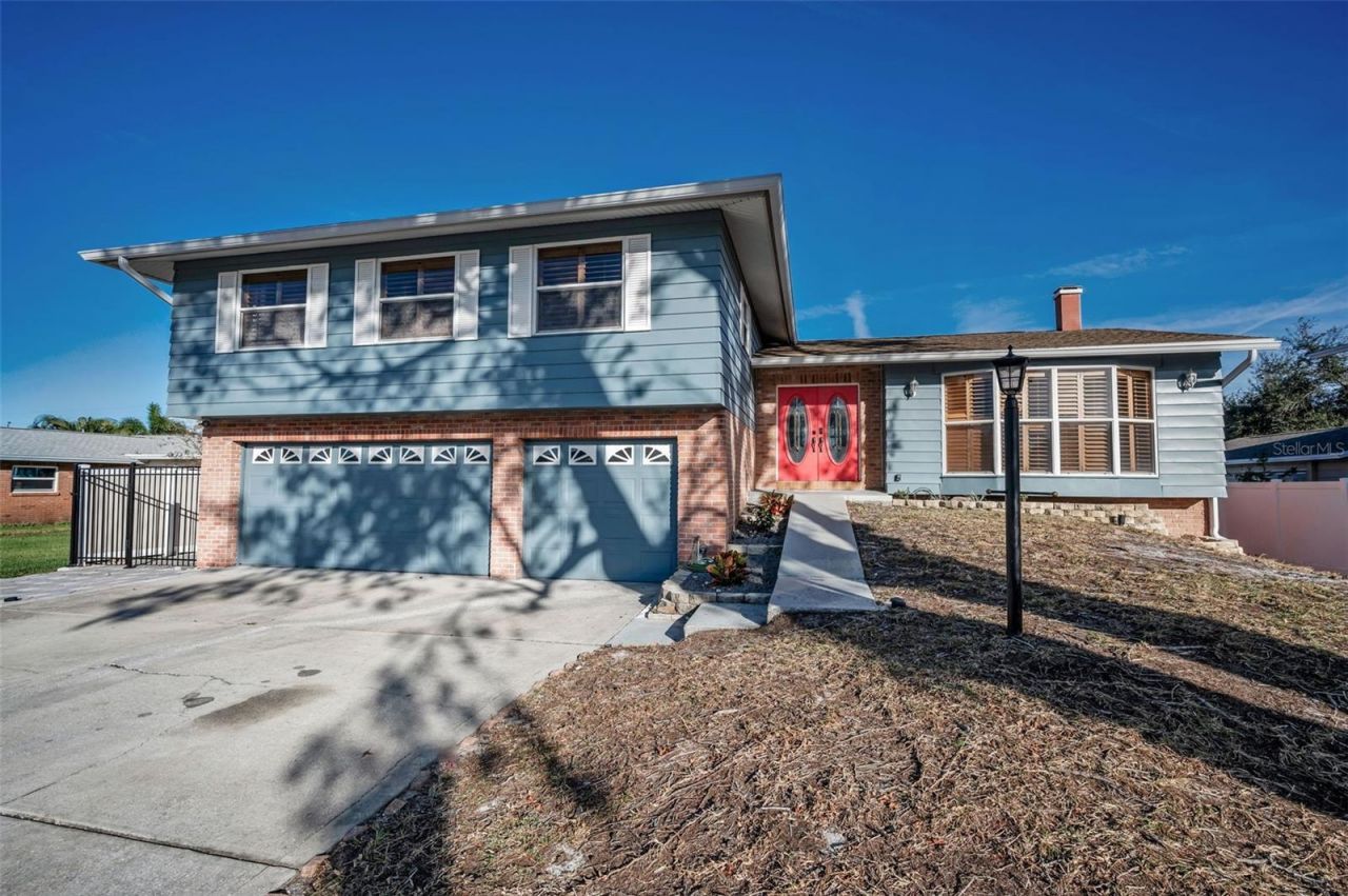 8273 131st Way N, Seminole, FL 33776 Photo