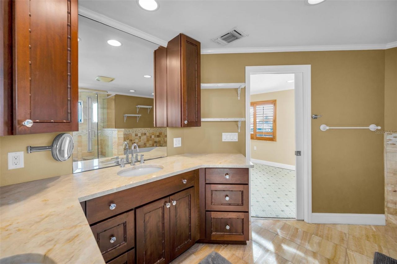 8273 131st Way N, Seminole, FL 33776 Photo